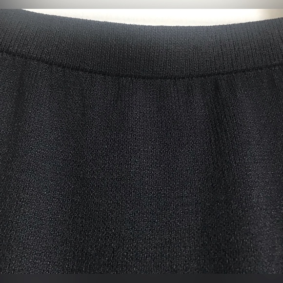 ST. JOHN Basic Knit Skirt - Picture 4 of 6